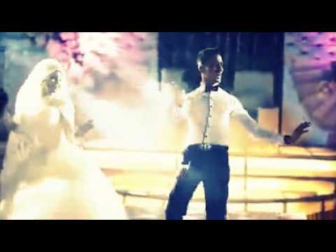 شاهد عريس يحيي حفل زفافه بوصلة رقص