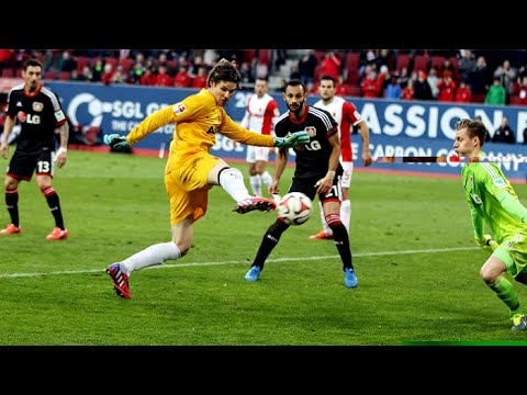 بالفيديو أجمل 20 هدفًا أحرزها حراس المرمى في الدقيقة الأخيرة