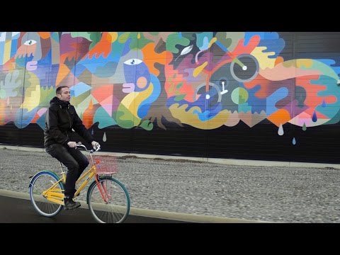 شهد غوغل تكلف رسامين وفنانين لإعادة تصميم مراكز بياناتها