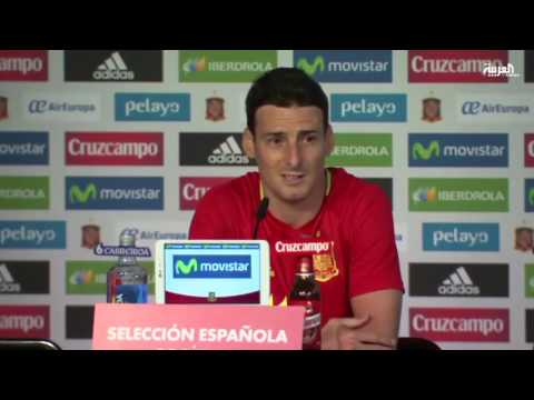 بالفيديوشاهد فضيحة جنسية تلاحق حارس منتخب إسبانيا