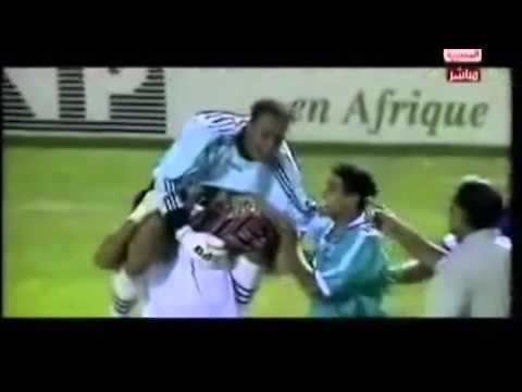 شاهد نادر السيد أسطورة تم توثيقها في لقاء الأهلي والمصري