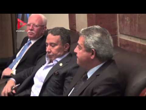 وزير الرياضة يرفض اعتلاء منصة أحد المؤتمرات