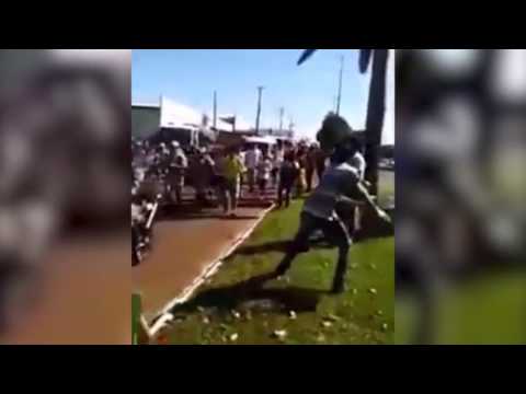 القبض على شاب لمحاولته إطفاء الشعلة الأوليمبية