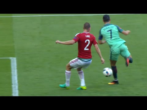 استمتع بأبرز أهداف النجم كريستيانو رونالدو بكعب القدم