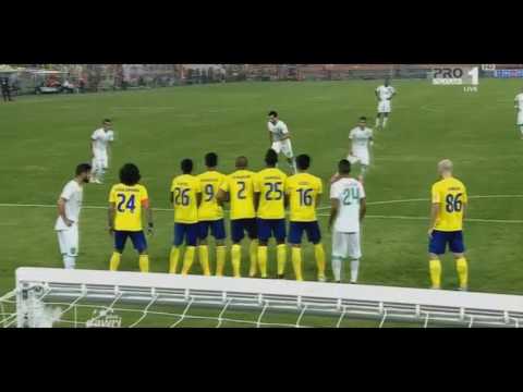 شاهد أهم اللاعبين الذين يملكون مهارة التسجيل من الضربات الثابته