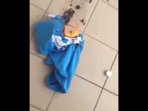 جماهير نابولي تصب غضبها على الأرجنتيني جونزالو هيغواين