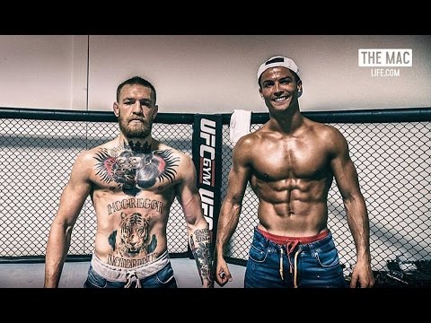 كريستيانو رونالدو يواجه بطل العالم في الفنون القتالية