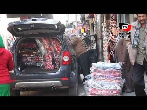 رواج كبير في تجارة البطاطين بسبب برودة الطقس