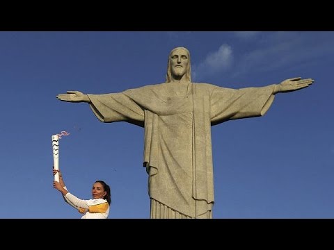 البرازيل تعد بأكبر حفل في أول أولمبياد في أمريكا اللاتينية