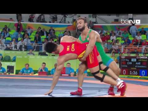 بالفيديو يانغ بين يتغلّب على زياد آيت أوكرام 50 في مسابقة المصارعة 75 كلغ