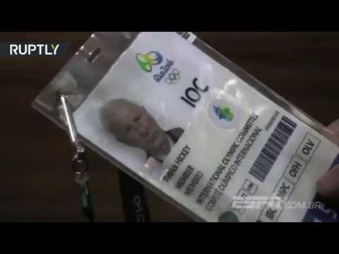 لحظات اعتقال عضو باللجنة الأولمبية الدولية ريو 2016