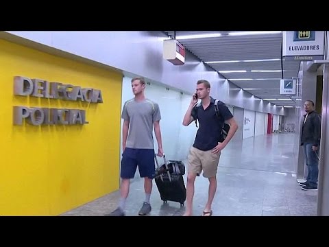 اعتقال سَباحيْن أميركييْن في مطار ريو دي جانيرو