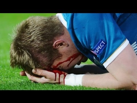 شاهد أبشع وأبرز الهجمات الشرسة في تاريخ الكرة