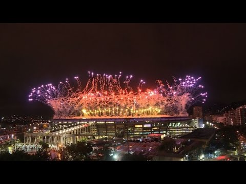 ريو 2016 تقيم كرنفالًا عملاقًا في ختام دورة الألعاب الأولمبية