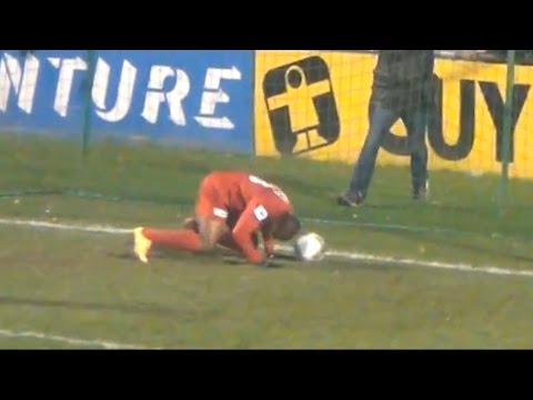 استمتع بأروع الأهداف المهينة من ملاعب العالم