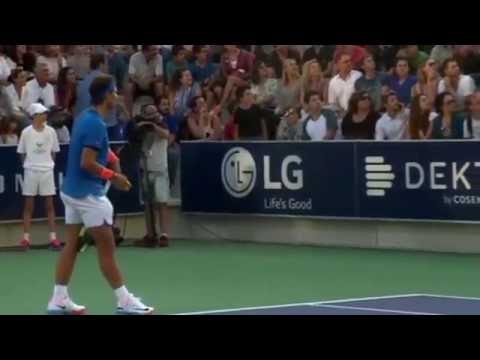 نادال يوقف المباراة لحين عثور مشجعة على طفلتها