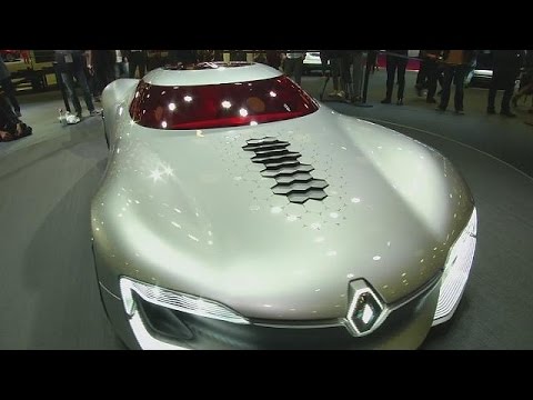 السيارات الكهربائية نجمة معرض باريس