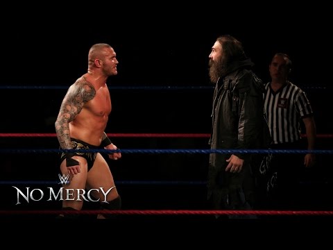 نزال قوي بين راندي أورتن وزعيم عائلة وايت براي ينتهي بمفاجأة