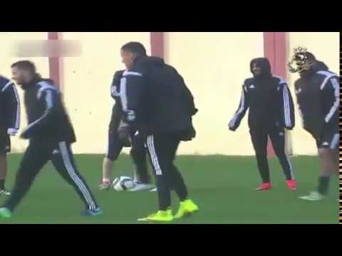 أول حصة تدربية للمنتخب الوطني الجزائري