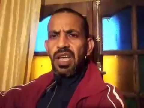 شاهد مغربي يتنقد الإدارات العمومية في المغرب بأسلوب ساخر