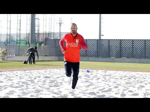 إنييستا يقترب من العودة لمباريات برشلونة