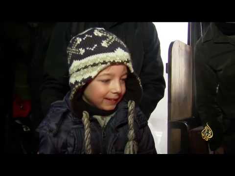 تعرف على قطار الهدايا للأطفال في مدينة ميونيخ