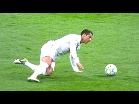 شاهد الاستعراضات الكوميدية على طريقة نجوم الملاعب