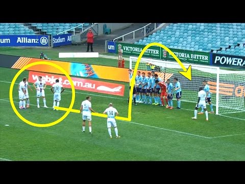 شاهد أهداف جنونية داخل منطقة الجزاء