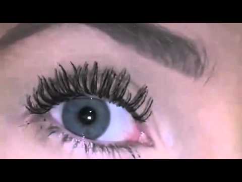 بالفيديو خطوات تكثيف الرموش بالماسكرا بدون أية تركيبات