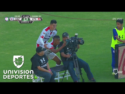 بالفيديو احتفال مارتينيز مع الكاميرا يخطف الأضواء في الدوري المكسيكي