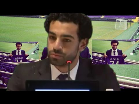 المؤتمر الصحافي لتقديم محمد صلاح مع فيورنتينا الإيطالي