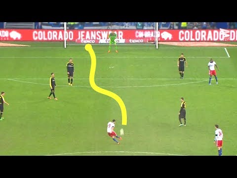 شاهد  ركلات حرة خدعت حراس المرمى وحطمت قوانين الفيزياء