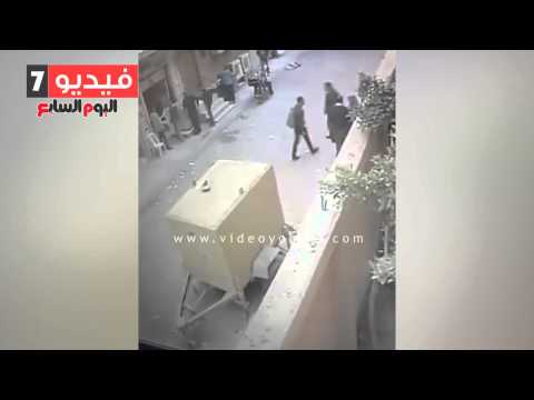 لحظة وضع قنبلة أمام قسم المنتزه قبل انفجارها بثوان