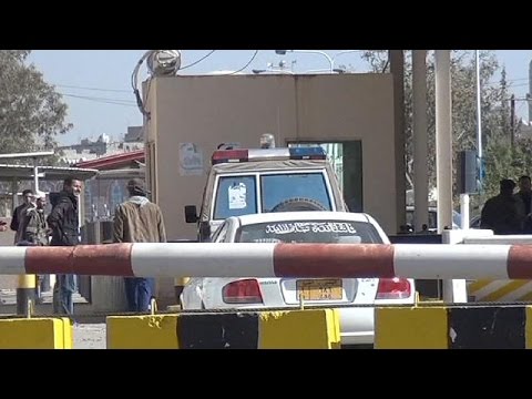 البعثات الأجنبية تغلق مقارها في اليمن