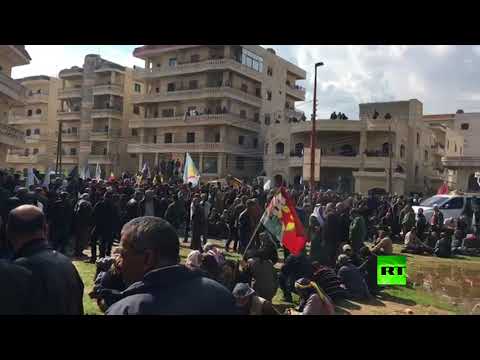 شاهد  أهالي عفرين يتظاهرون ضد القصف التركي