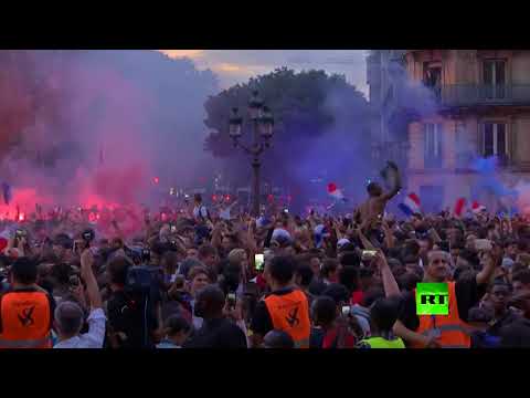 بالفيديو فرحة الجماهير الفرنسية لحظة انتهاء مباراة منتخبهم