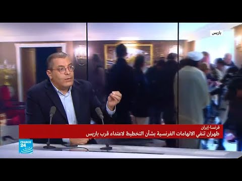 شاهد الرئيس ماكرون يرفض استقالة وزير الداخلية الفرنسي جيرار كولومب