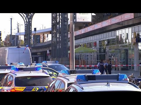 شاهد الشرطة الألمانية تُحددّ هوية مختطف رهينة كولونيا