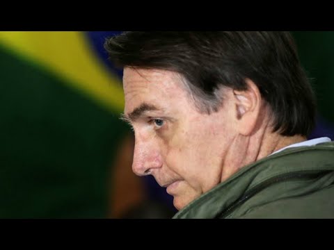 شاهد الرئيس البرازيلي بولسونارو يتعهد بحكم البلاد بالكتاب المقدس والدستور