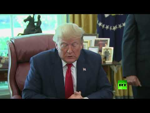 شاهد ترامب يفرض العقوبات على الإمام الخميني بالخطأ