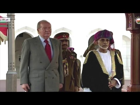 شاهد  سياسة خارجية مختلفة انتهجها السلطان قابوس بن سعيد