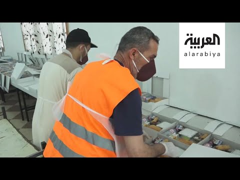شاهد أئمة الجزائر ينخرطون في الأعمال التطوعية بعد إغلاق المساجد بسبب كورونا