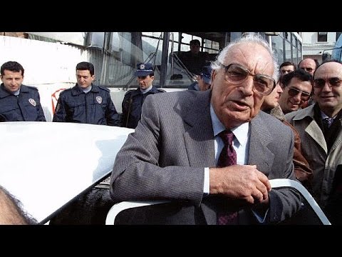 وفاة الكاتب التركي الكبير كمال ياشار