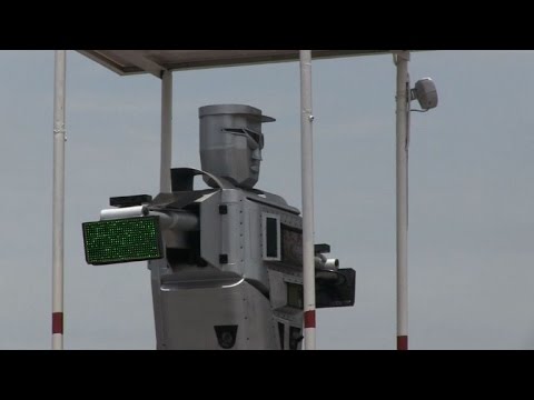 ثلاث روبوتات جديدة لتنظيم حركة المرور في كينشاسا