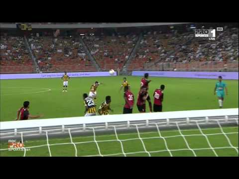 شاهد هدف الاتحاد الأول في مرمى الرياض