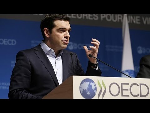 بالفيديو تسيبراس يوقع على اتفاق مع التعاون الاقتصادي