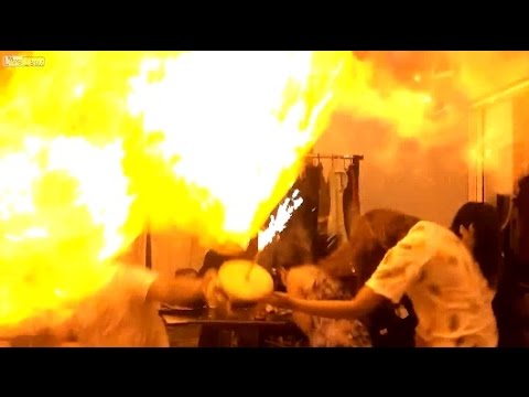 عيد ميلاد يتسبب في إحراق شعر 3 فتيات