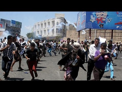 فيديو مقتل شخص وإصابة خمسة في تظاهرات ضد الحوثيين