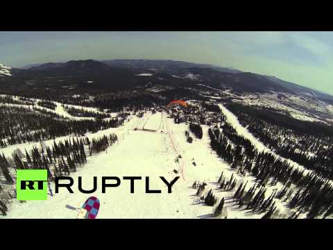 شاهد هواة الطيران الشراعي بالمظلة يسجلون رقمًا قياسيًا