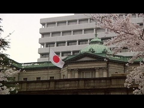 بالفيديو فيتش تخفض تصنيف اليابان الائتماني